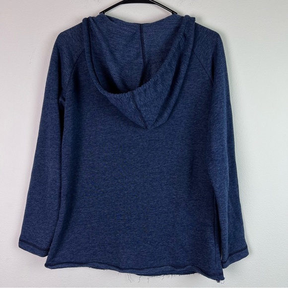 Seattle Kraken Hockey Hoodie Women's Medium Drawstring Pullover Sweatshirt Sport - Picture 6 of 8